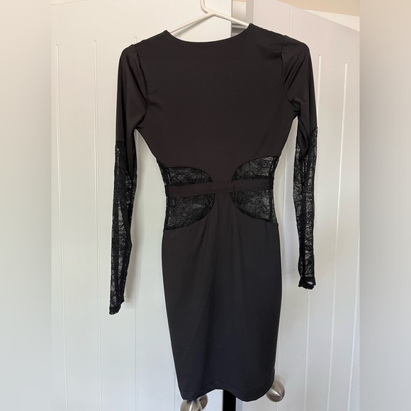 Guess Xs silky bodycon dress - Picture 3 of 4